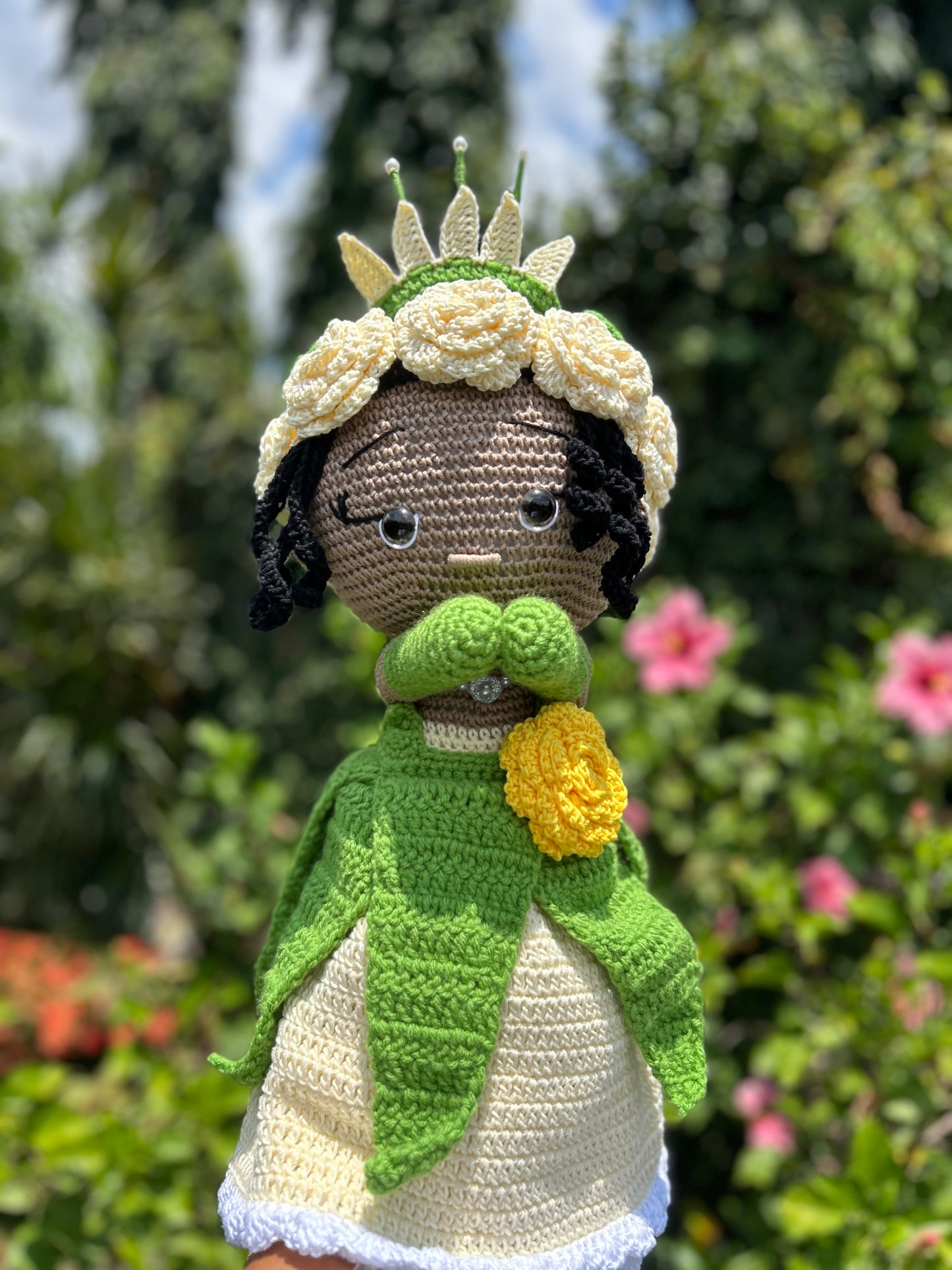 Tiana Muñeca Reversible + Ramo