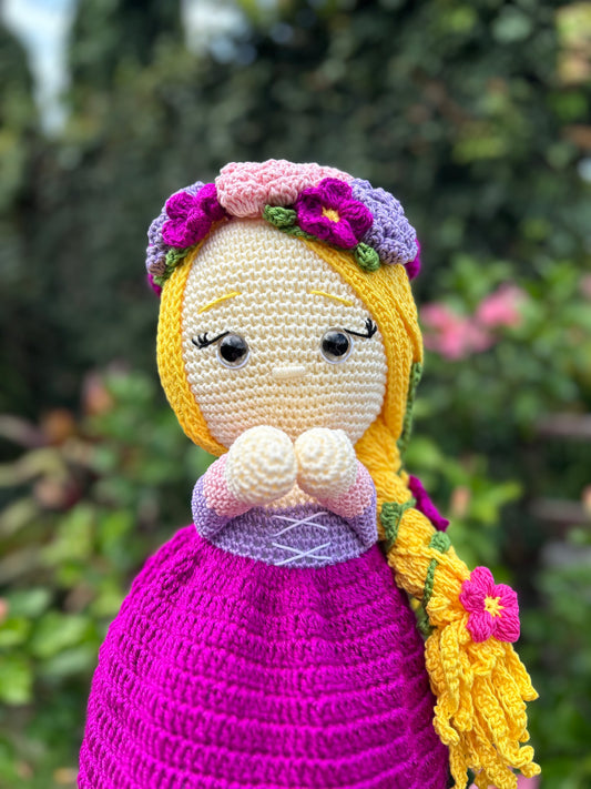 Rapunzel Muñeca Reversible + Ramo